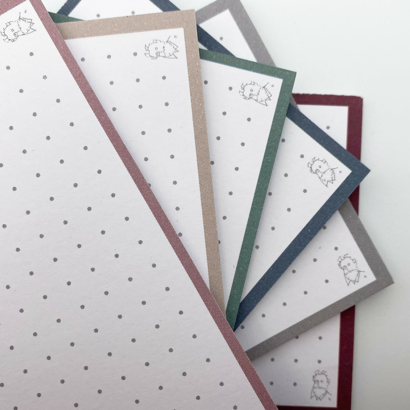 Gepunktetes Papier