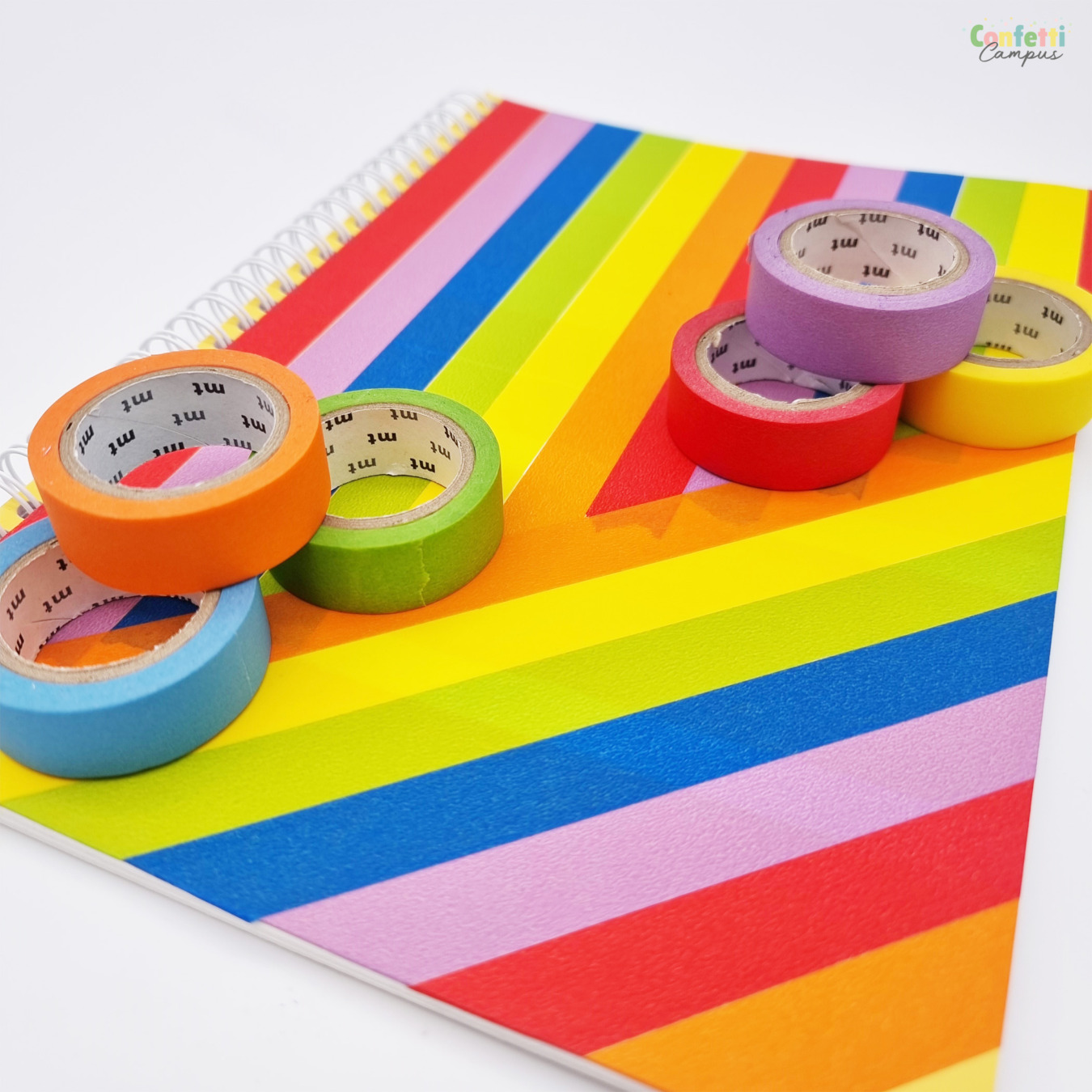 Block verziert mit Regenbogen Washi Tape